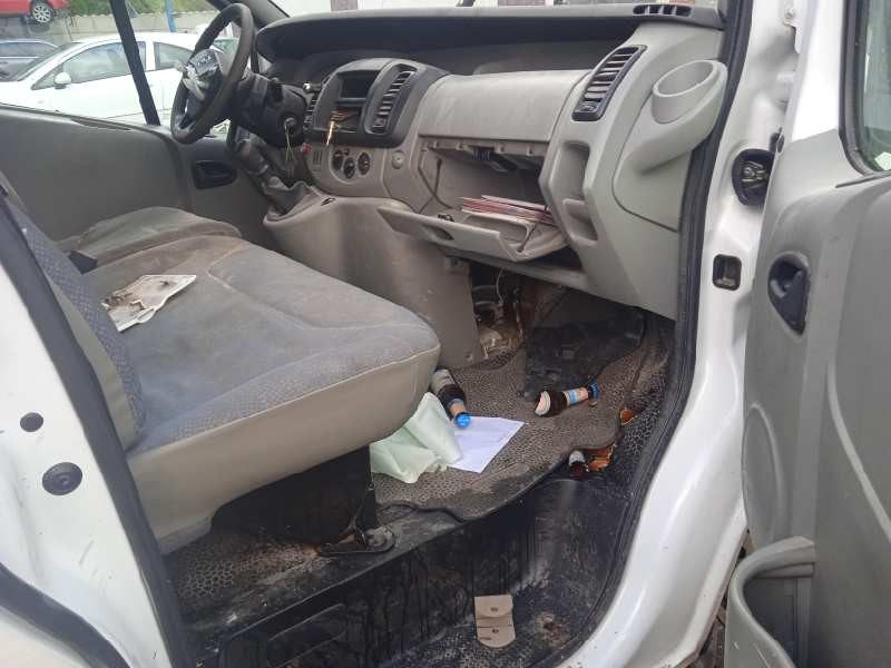 nissan primastar (x83) del año 2003