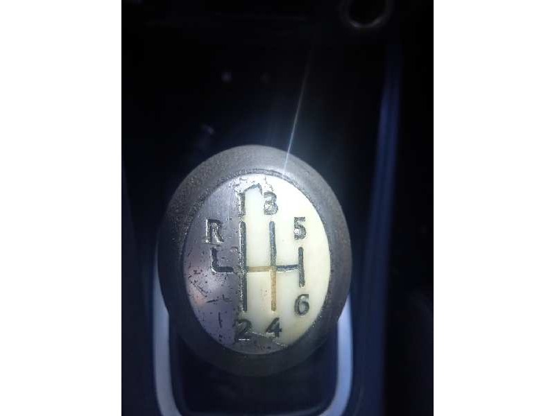 renault megane iii berlina 5 p del año 2009