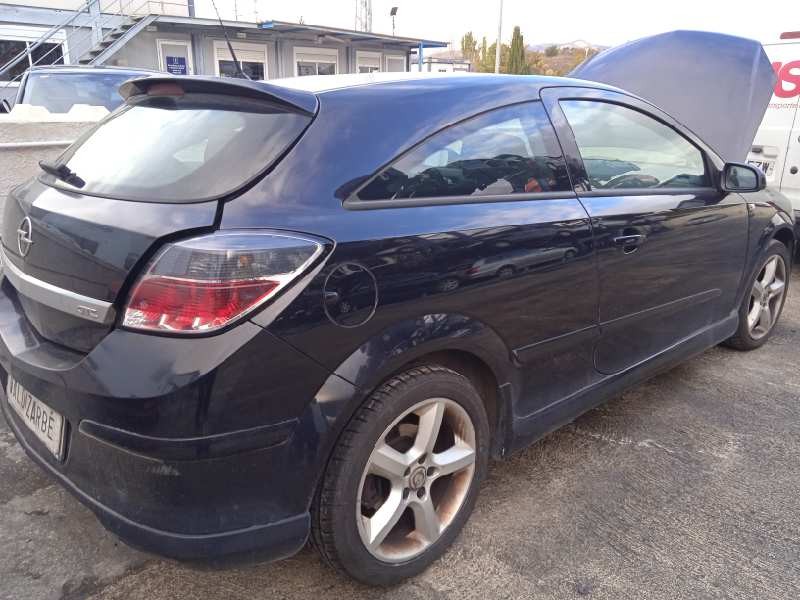 opel astra gtc del año 2006