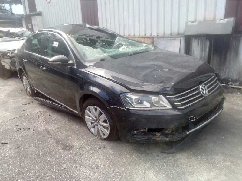 volkswagen passat lim. (362) del año 2014