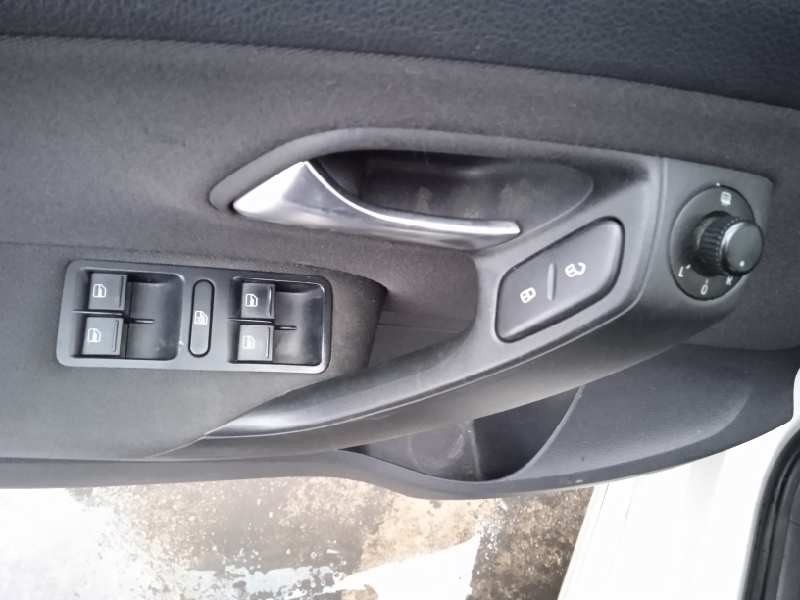 volkswagen polo (6r1) del año 2014