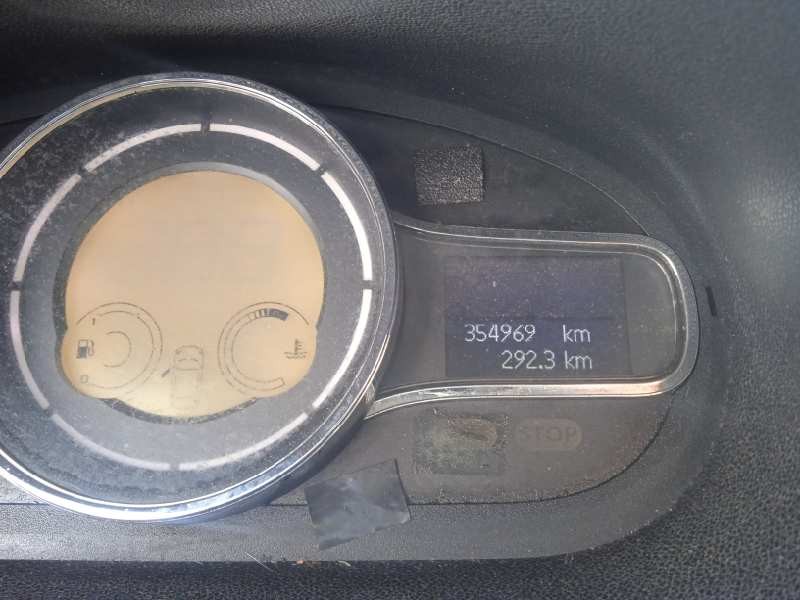 renault megane iii berlina 5 p del año 2009