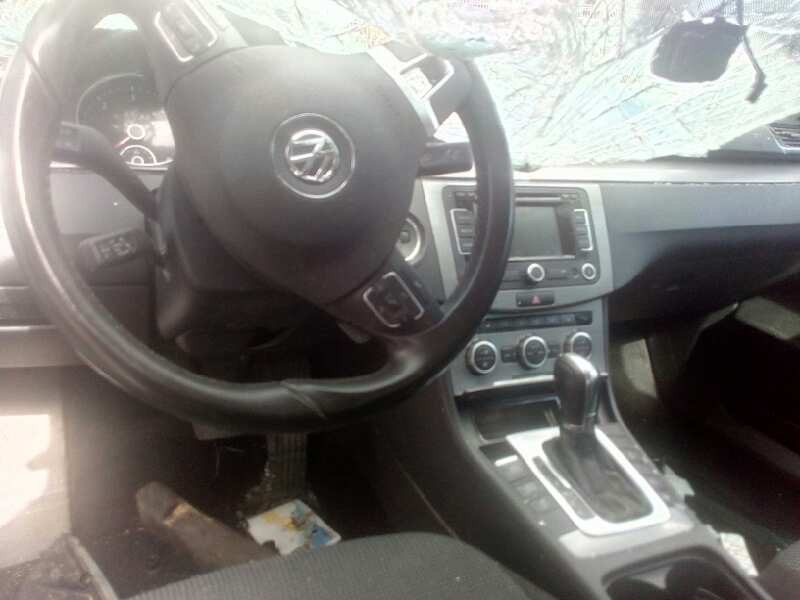 volkswagen passat lim. (362) del año 2014