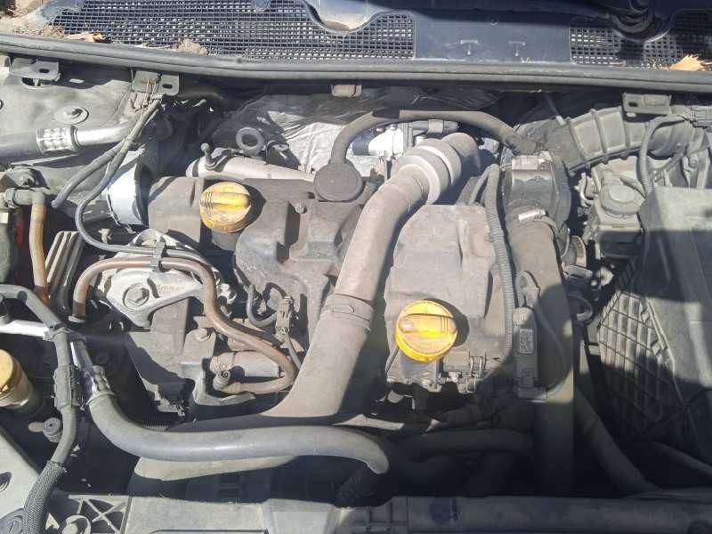 renault megane iii berlina 5 p del año 2009