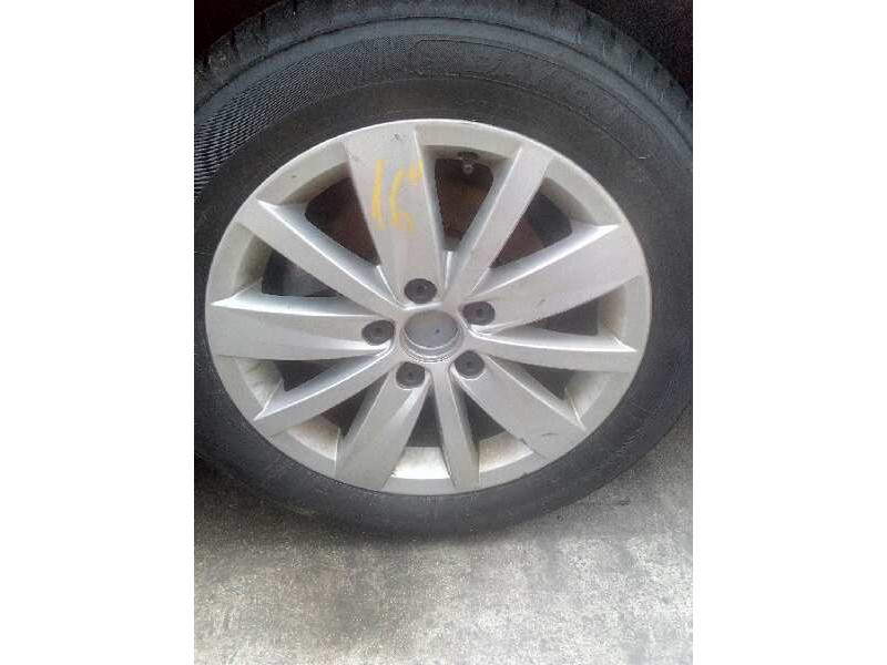 volkswagen passat lim. (362) del año 2014