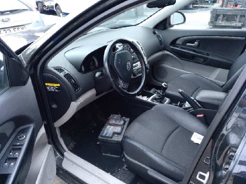 kia cee´d sporty wagon del año 2008