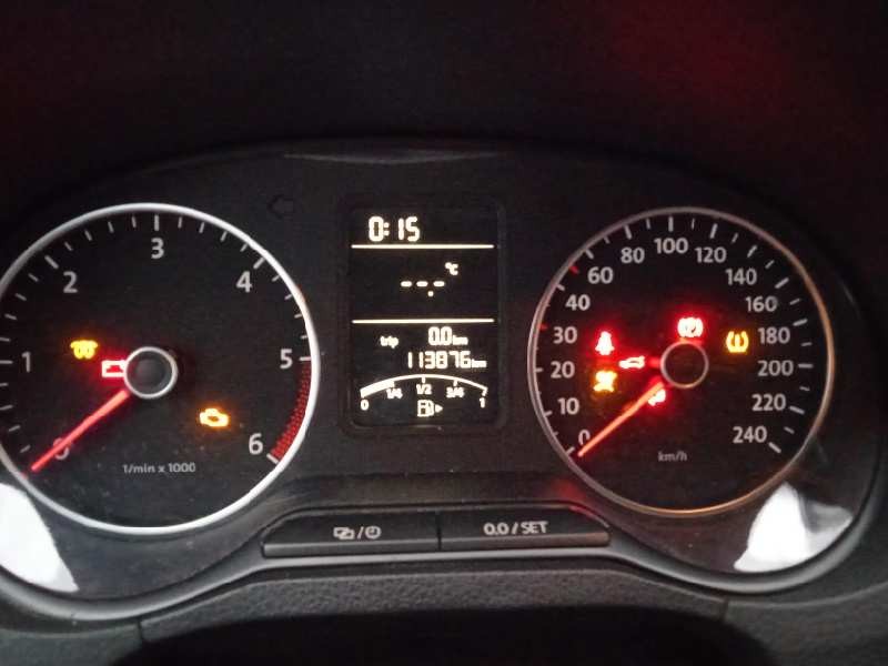 volkswagen polo (6r1) del año 2014