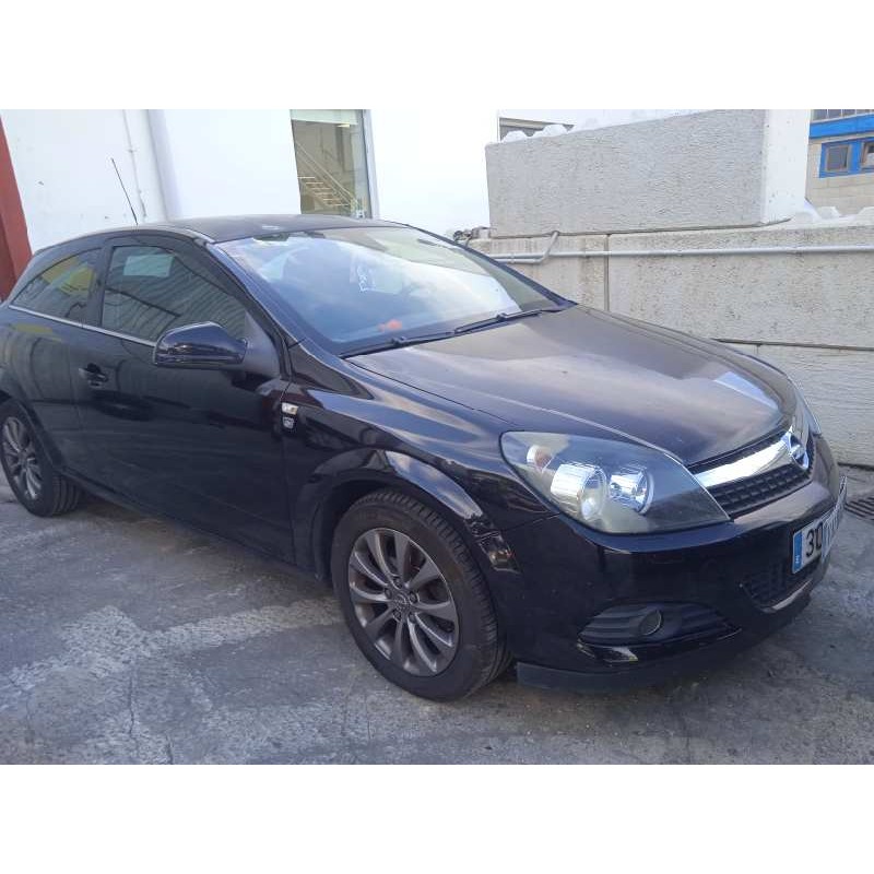 opel astra gtc del año 2010