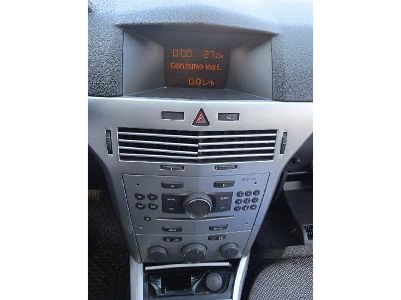 opel astra gtc del año 2009