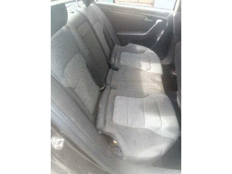 volkswagen passat lim. (362) del año 2014