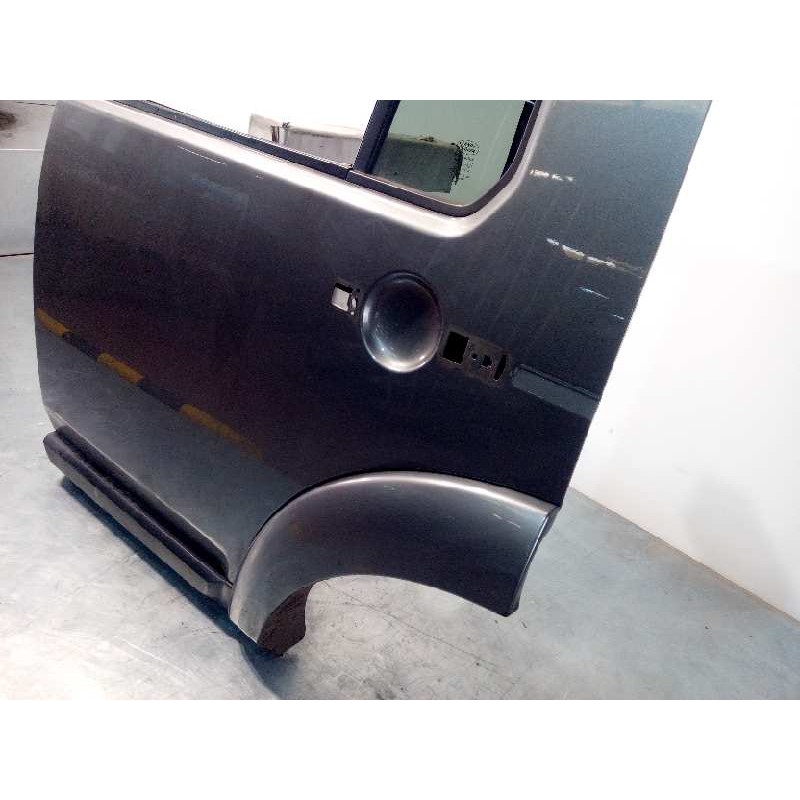 Recambio de puerta trasera izquierda para land rover discovery v6 td hse referencia OEM IAM BFA780190  