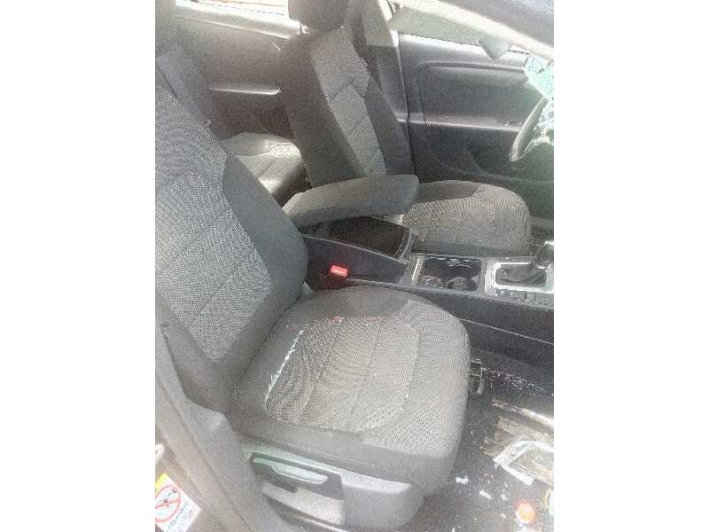 volkswagen passat lim. (362) del año 2014