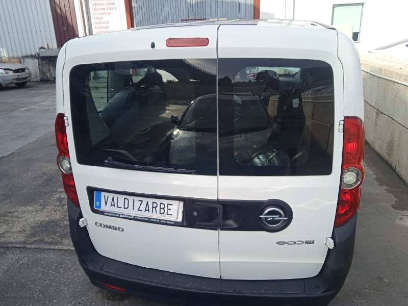 opel combo d del año 2014