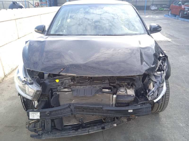 kia rio (yb) del año 2020