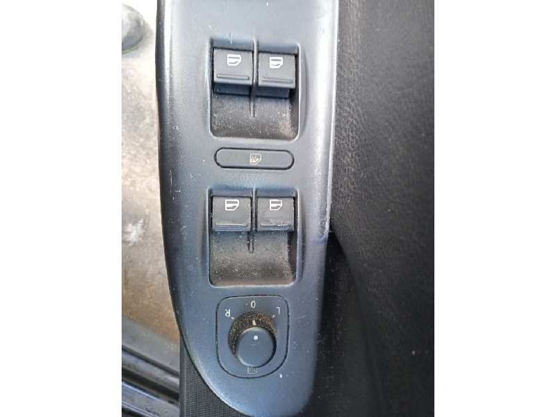 volkswagen passat variant (3c5) del año 2006