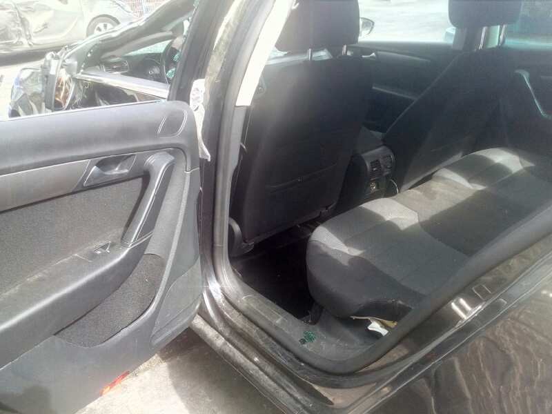 volkswagen passat lim. (362) del año 2014