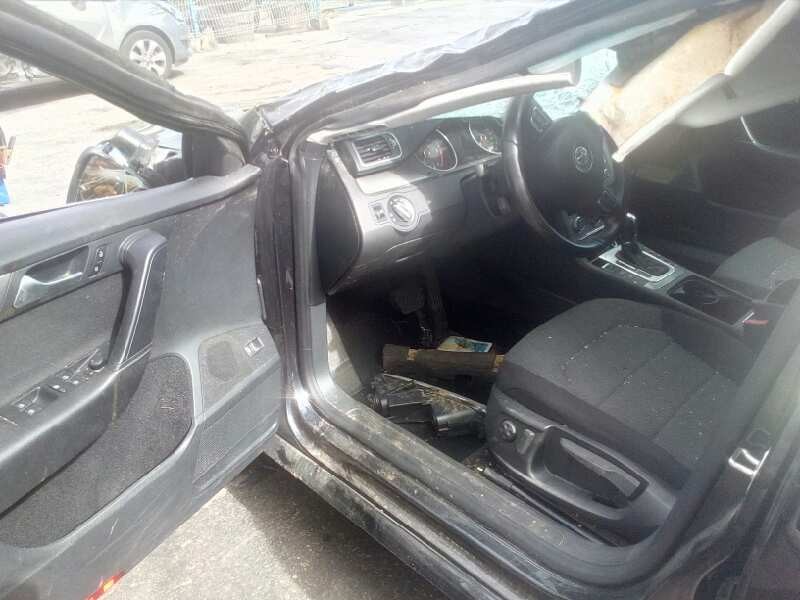 volkswagen passat lim. (362) del año 2014