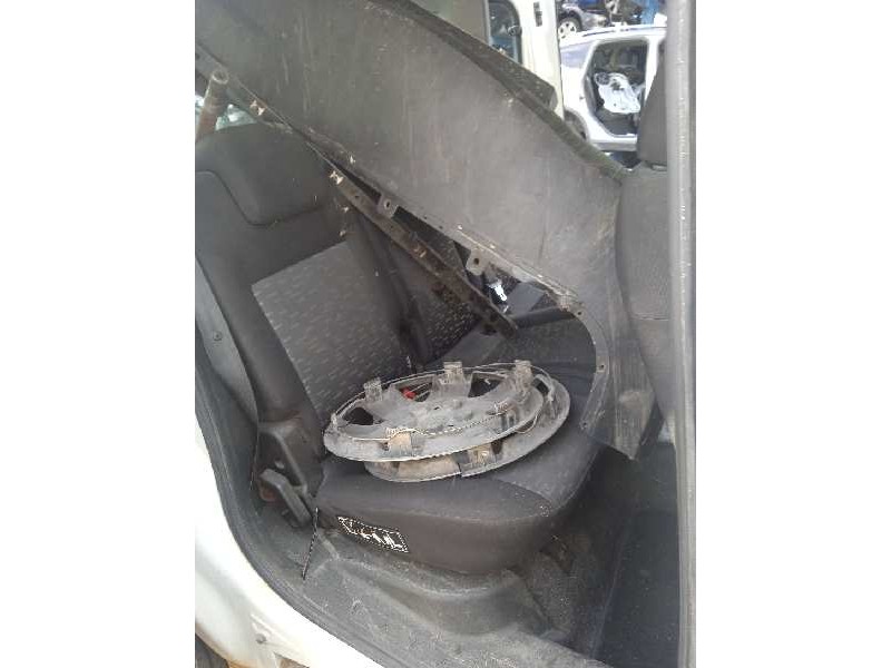 opel combo d del año 2014