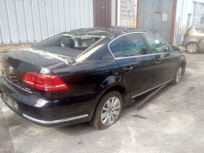 volkswagen passat lim. (362) del año 2014