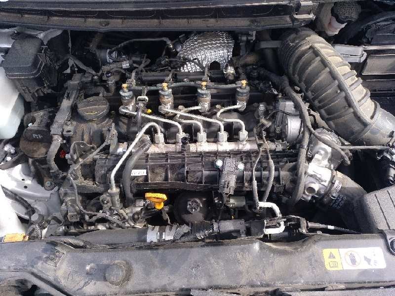 kia carens ( ) del año 2017