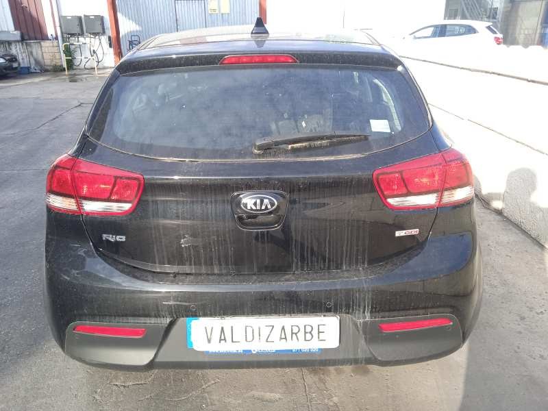 kia rio (yb) del año 2020