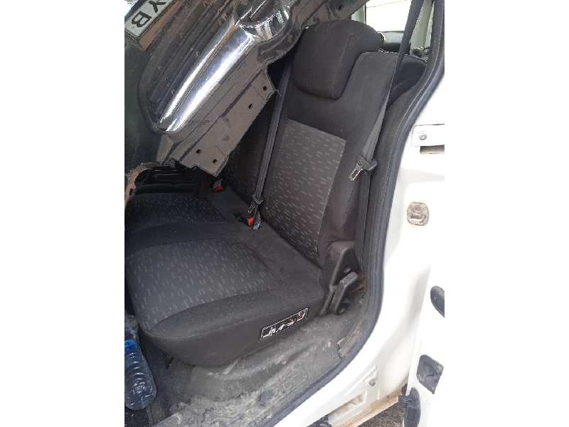 opel combo d del año 2014