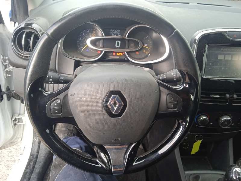 renault clio iv grandtour del año 2013