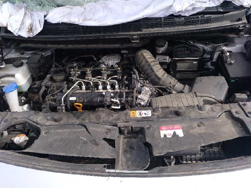 kia carens ( ) del año 2017