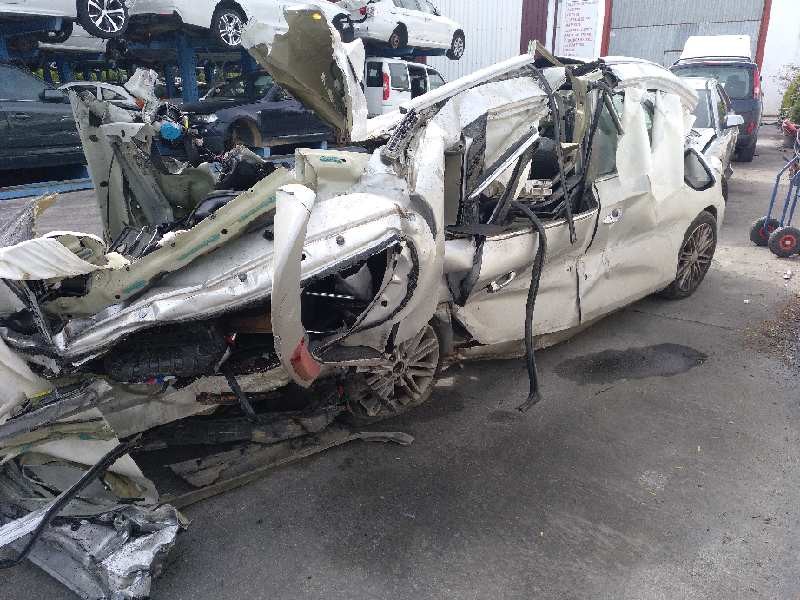 kia carens ( ) del año 2017