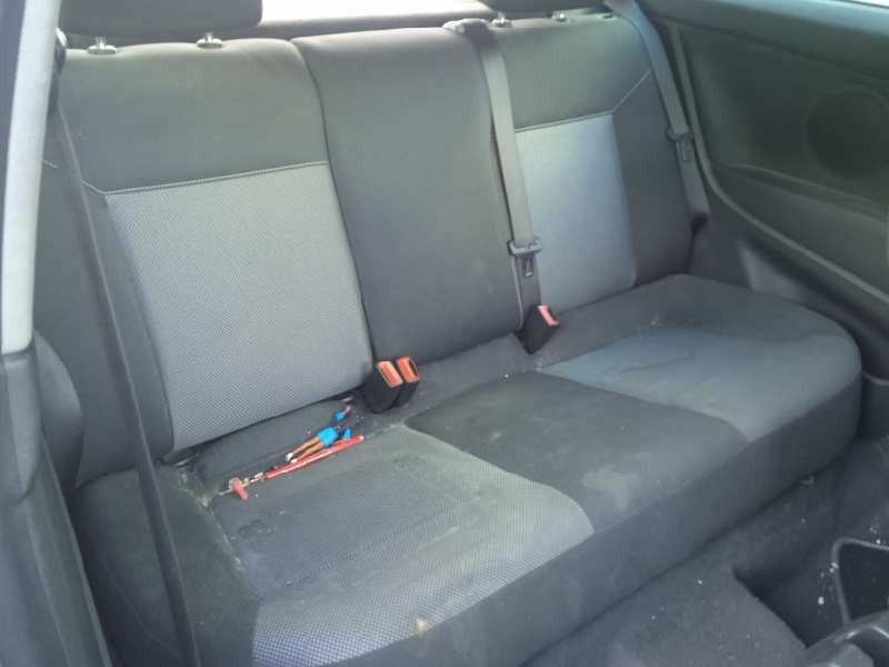 opel astra gtc del año 2010