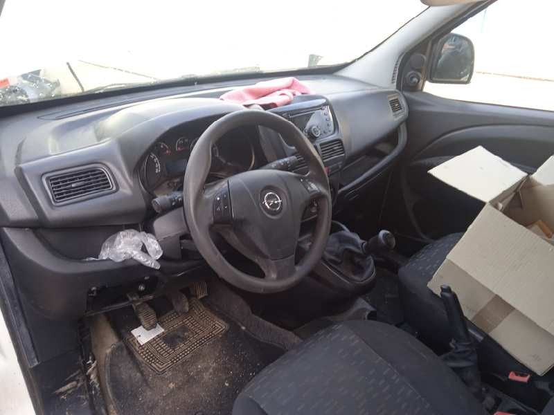 opel combo d del año 2014