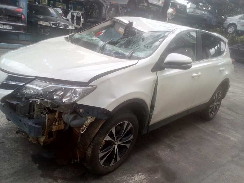 toyota rav 4 del año 2015