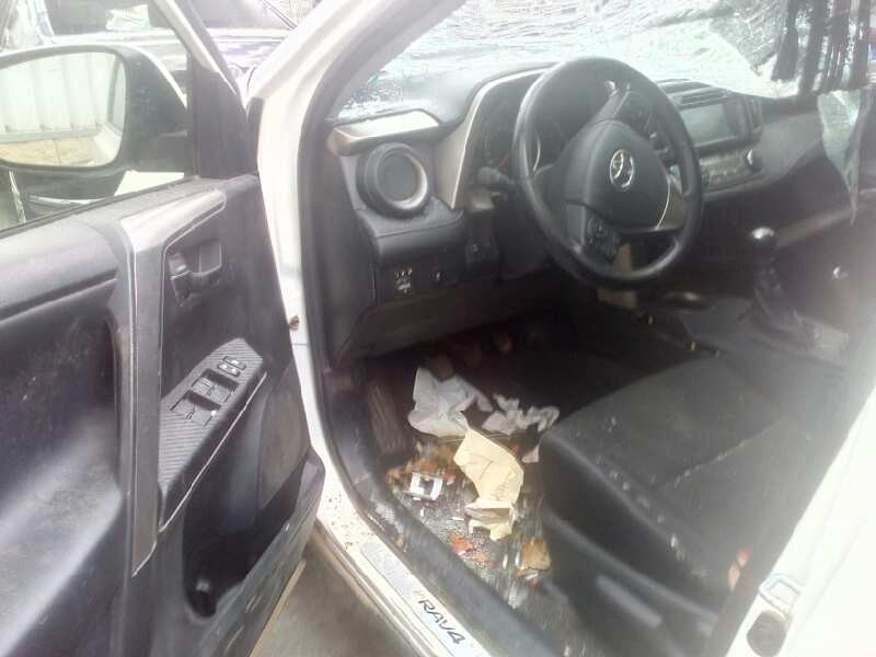 toyota rav 4 del año 2015