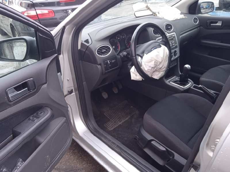 ford focus berlina (cap) del año 2005