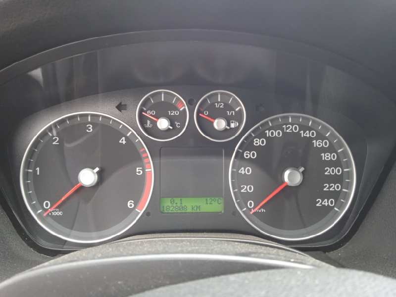 ford focus berlina (cap) del año 2005