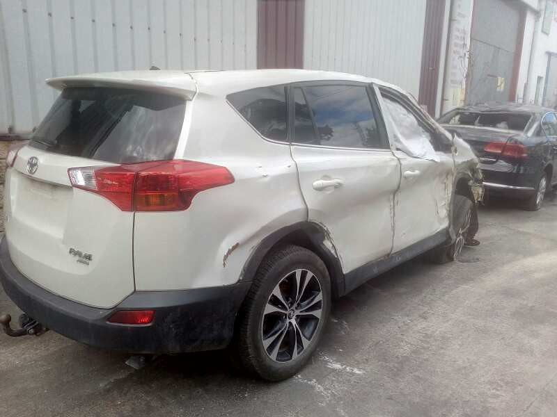 toyota rav 4 del año 2015