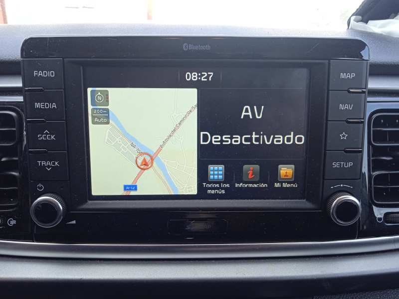 kia rio (yb) del año 2020