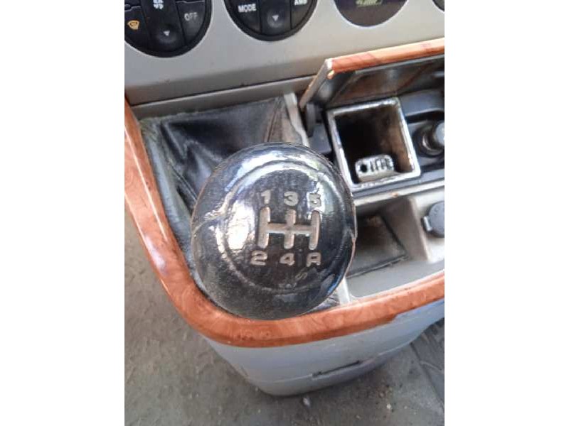 kia carnival ii del año 2004