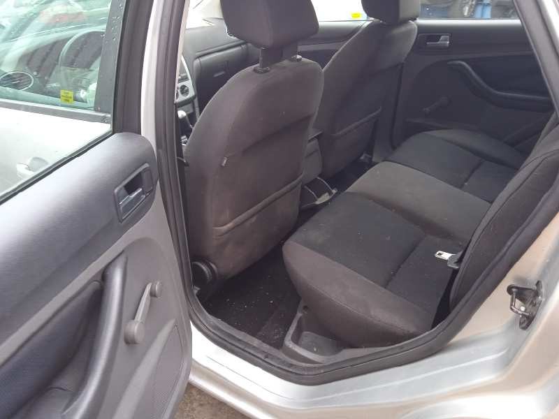 ford focus berlina (cap) del año 2005