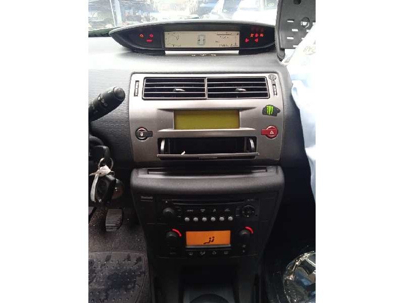 citroën c4 berlina del año 2010