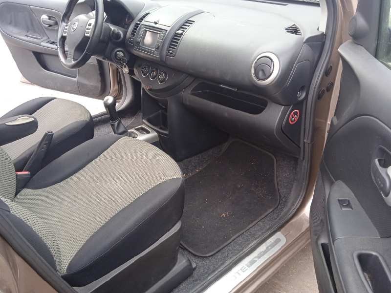 nissan note (e11e) del año 2012