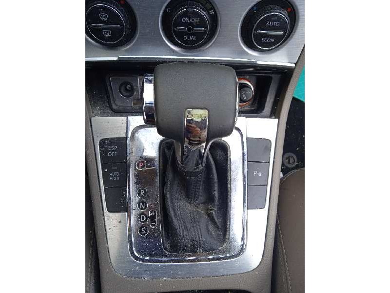 volkswagen passat variant (3c5) del año 2006