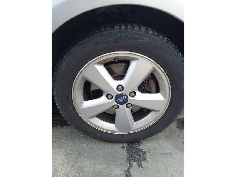 ford focus berlina (cap) del año 2005