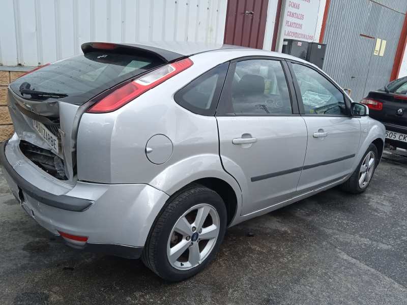 ford focus berlina (cap) del año 2005