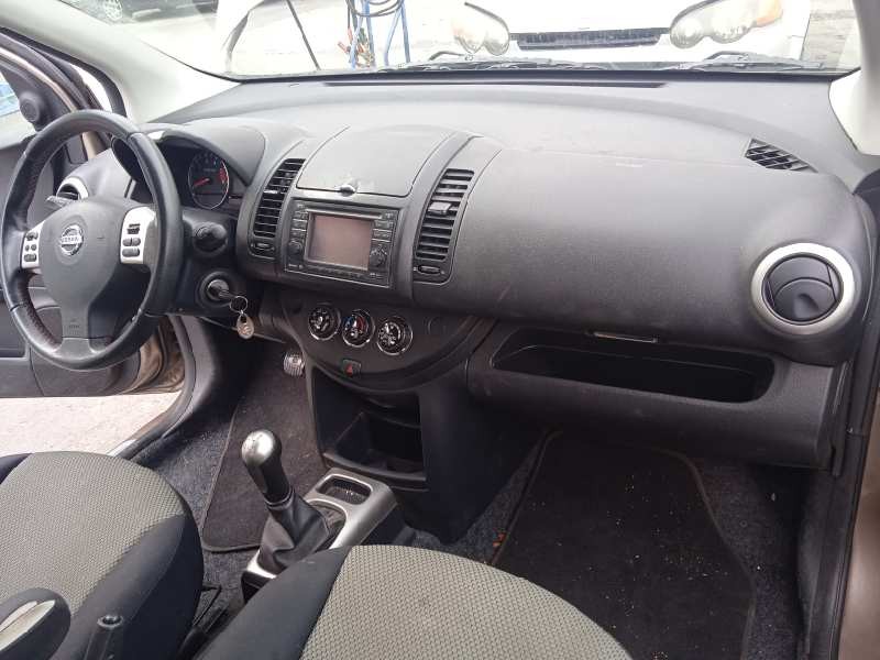 nissan note (e11e) del año 2012