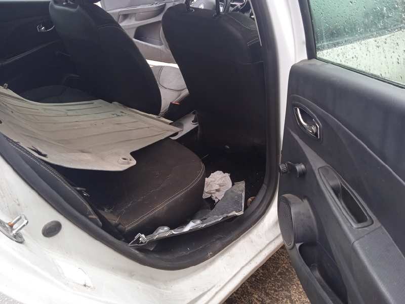 renault clio iv grandtour del año 2013