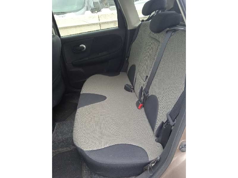 nissan note (e11e) del año 2012