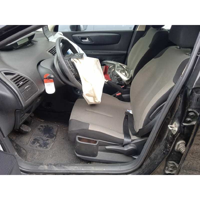 citroën c4 berlina del año 2010