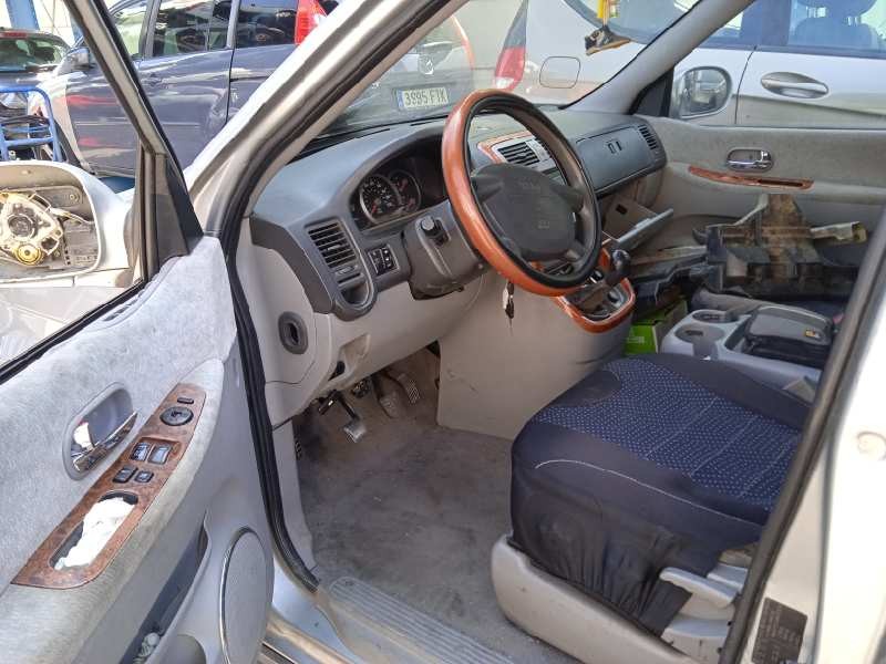 kia carnival ii del año 2004