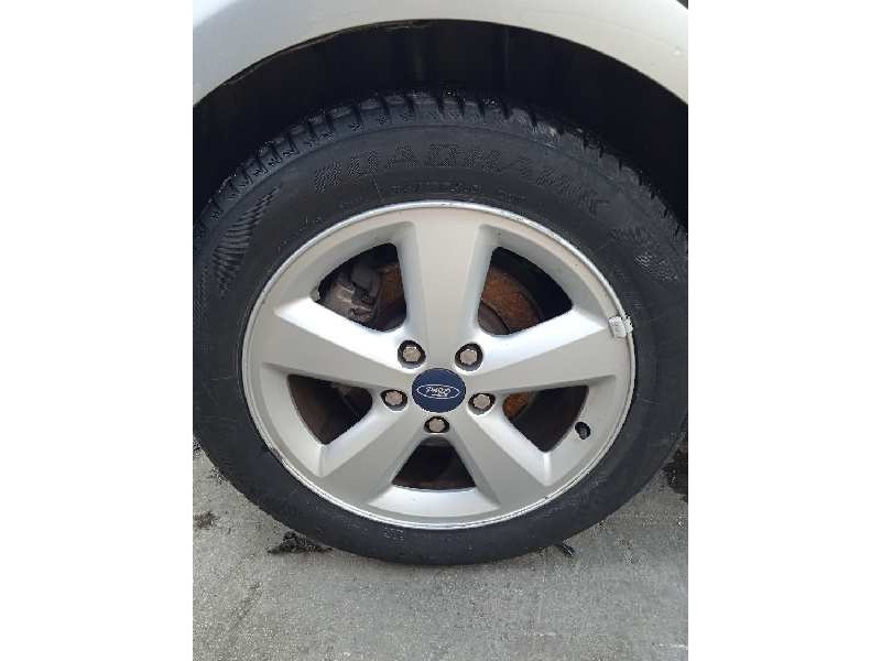 ford focus berlina (cap) del año 2005